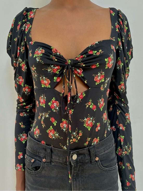AFRM Tops - AFRM Floral Ruched Long Sleeve Top